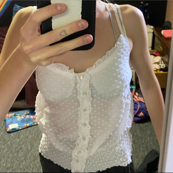 White tank top/blouse - Picture 5 of 5